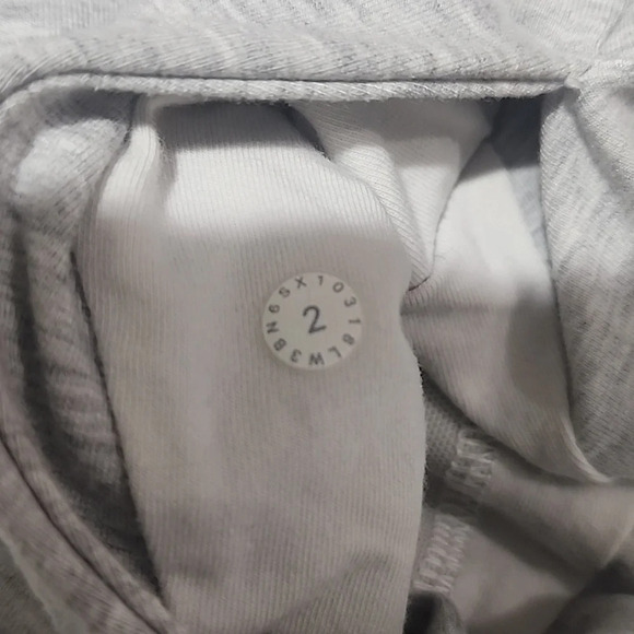 Lululemon High Rise Pull Over Sweater - Picture 11 of 11